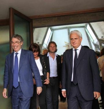 Moratti e Filucchi escono dalla chiesa di S.Agostino dopo la messa in memoria di Picchi  