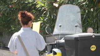 Una postina al lavoro