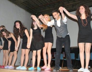 I ragazzi del Liceo Livi applauditi in scena    