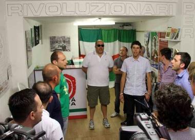 Lapertura della sede di Casa Pound 