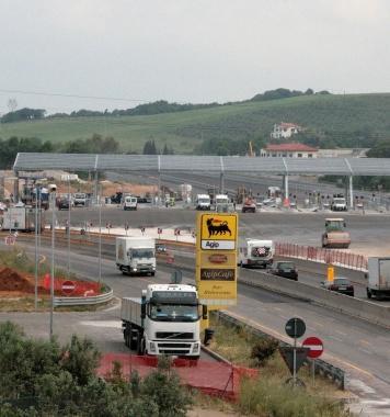 I cantieri per lautostrada a Rosignano 