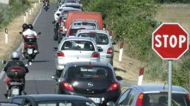 Auto in fila al rientro dal mare
