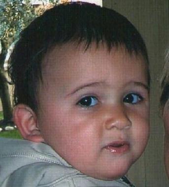 UN ANNO PER TOMMASO Grande festa per Tommaso. Auguri dai genitori Andrea e Cristina, dai nonni ...