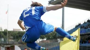 Lorenzo Stovini esulta così