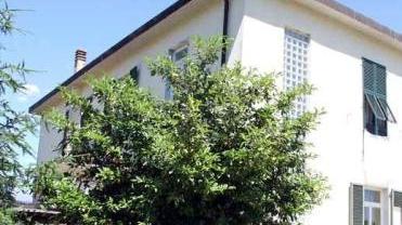 La casa popolare dove vive la famiglia Governatori