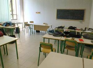 Classi accorpate e sovraffollate Scoppia la protesta