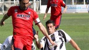 <b>DUELLO... GENERAZIONALE.</b> Taormina in scivolata su Stefano Fiore