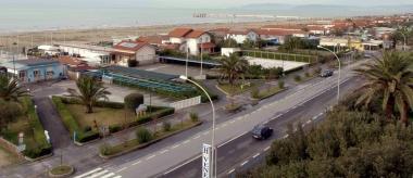 <b>IN DIFFICOLT&Agrave;.</b> Il lungomare a Marina di Pietrasanta 