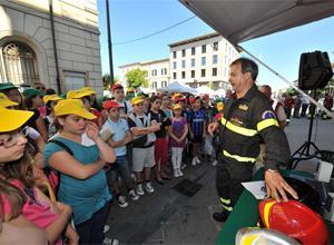 Prove pratiche di educazione stradale per gli alunni