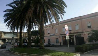 Accoglienza turistica e sorveglianza alle stazioni