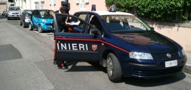 Indagata per un caso di omicidio tenta di togliersi la vita, salvata