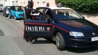Indagata per un caso di omicidio tenta di togliersi la vita, salvata