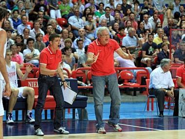 Coach Angelucci ha preparato al meglio la sfida che potrebbe dare la promozione ai rossobl&ugrave;       