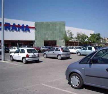 Lancia un appello al ladro Quindicenne vuol riavere le foto del padre deceduto