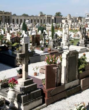 Il cimitero comunale  