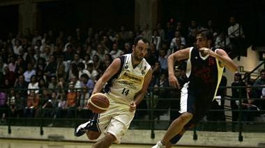 Un duello tra Ambrosino e Tessitori nel derby di andata a Monsummano