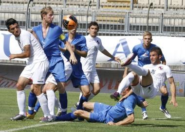 Unazione di gioco in Prato-LAquila di domenica scorsa 