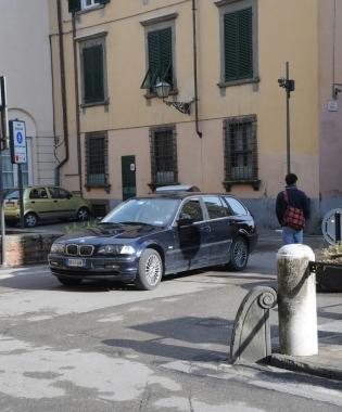 Il varco telematico in via Elisa vicino a Porta S. Gervasio 