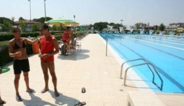 Da oggi piscina più "salata": l'ingresso aumenta del 20 per cento