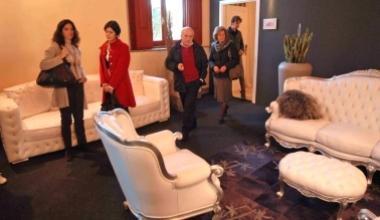 Super-impresa del mobile: le piccole aziende si uniscono per arredare i grandi alberghi