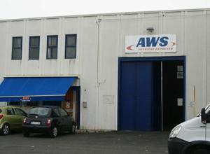 Gomme forate ai mezzi dell'agenzia Aws