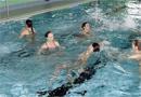 Apre stamani la piscina