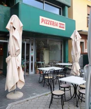 Il ristorante pizzeria Il Messicano in via Montalbano 