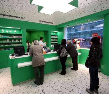 Linterno di una farmacia di Castello   