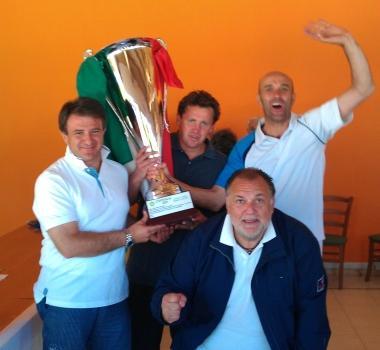 I tennisti dellAsd Vicopelago che hanno vinto la coppa a squadre maschile 
