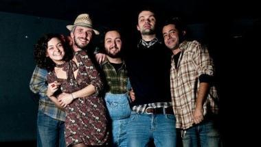 Dopo due anni di live arriva il primo album