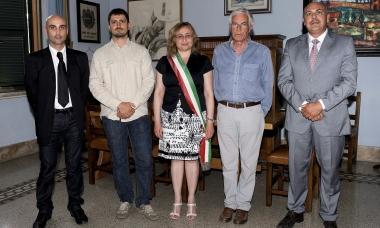 <b>GIUNTA.</b> La Cavezzini con i suoi assessori 