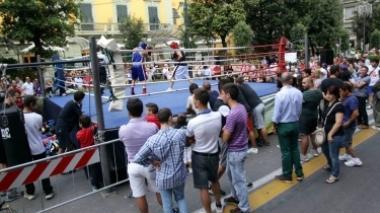 In cinquemila nei campetti all'aperto di Timeout