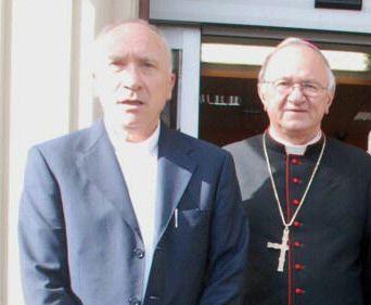 Larcivescovo Zygmunt Zimowski con monsignor Andrea Pio Cristiani   