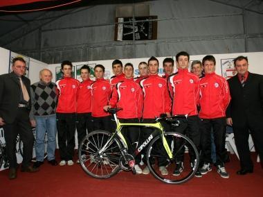 Il team Juniores dello Stabbia-Iperfinish 