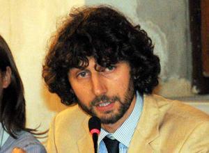 «I tir del marmo rendono insicure le vie di Fosdinovo»