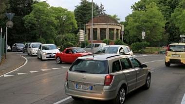 Battesimo di fuoco per area pedonale e Ztl