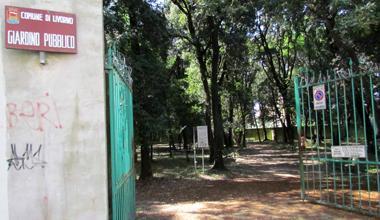 Picchiato e rapinato nel parco per 20 euro