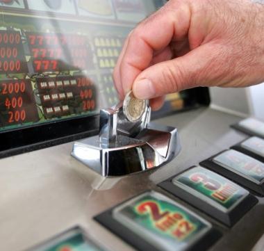 Un videopoker in sala giochi 