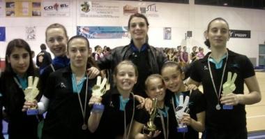 Il gruppo delle ragazze presenti alla prova 