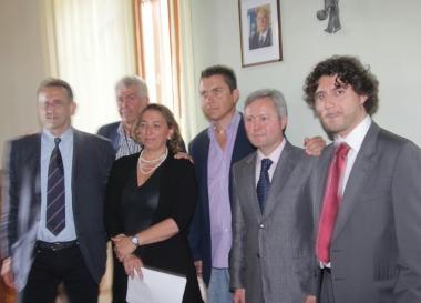 <b>LA GIUNTA.</b> Guidata dal sindaco Paffetti Sotto il sindaco con lunica consigliera Sara Zauli  