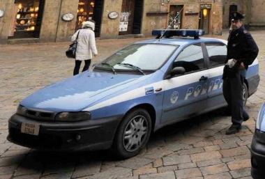 Una pattuglia della polizia del commissariato di Volterra 