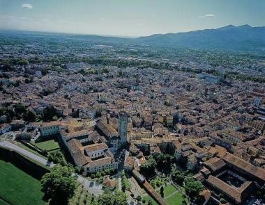 Virgilio Luvisotti, direttore dellIstituto vendite giudiziarie e le case del centro storico 