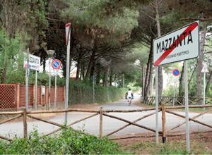 Complimenti pesanti alle ragazze: rissa con 20 coinvolti, 2 i feriti
