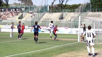 <b>INTERESSA AL PISA. </b>Il primo gol di Bocalon al Cosenza