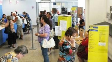Ufficio postale di via Volta, lunghe ma finora civili attese per problemi al server centrale