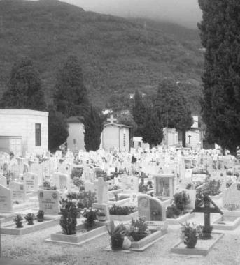 Una veduta del cimitero 