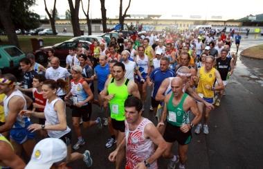 La partenza della maratona e Kalambay con lassesore Ialuna 