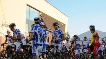 <b>CICLISMO</b> I preparativi per la partenza