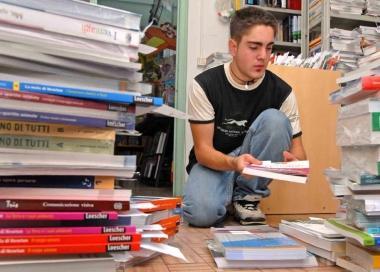<b>LIBRI GRATIS.</b> In Comune per chi fa le scuole medie 