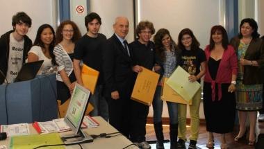 Il presidente della Provincia Kutufà premia la squadra dell’Isis Niccolini Palli